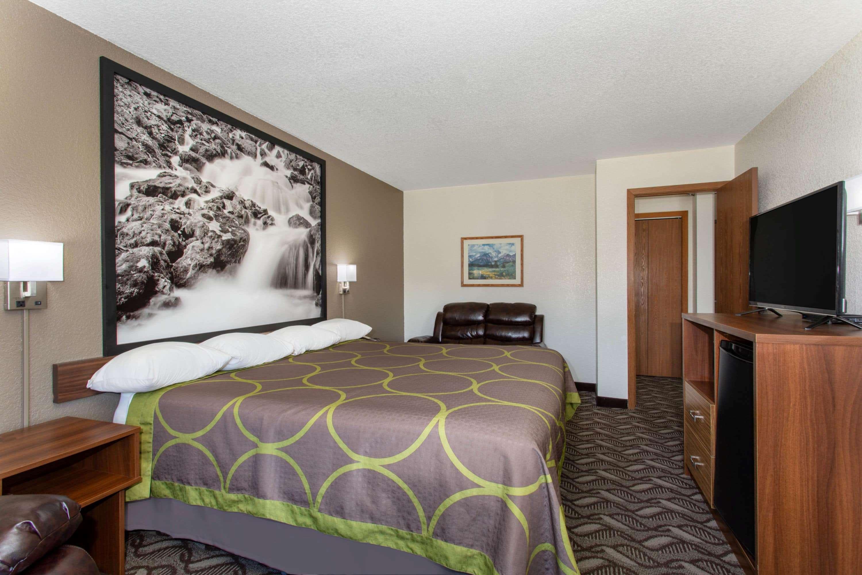 Super 8 By Wyndham Motel 2*